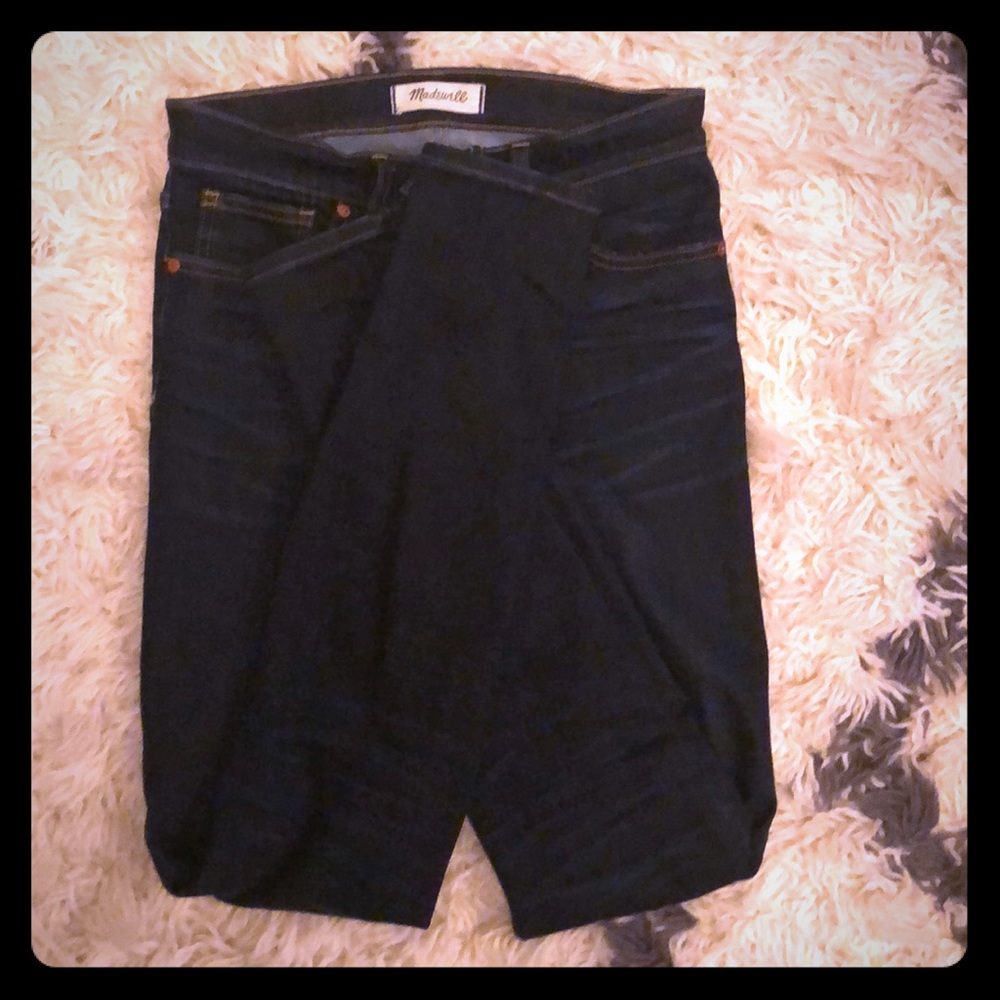 😍High rise dark wash skinny jeans 👖